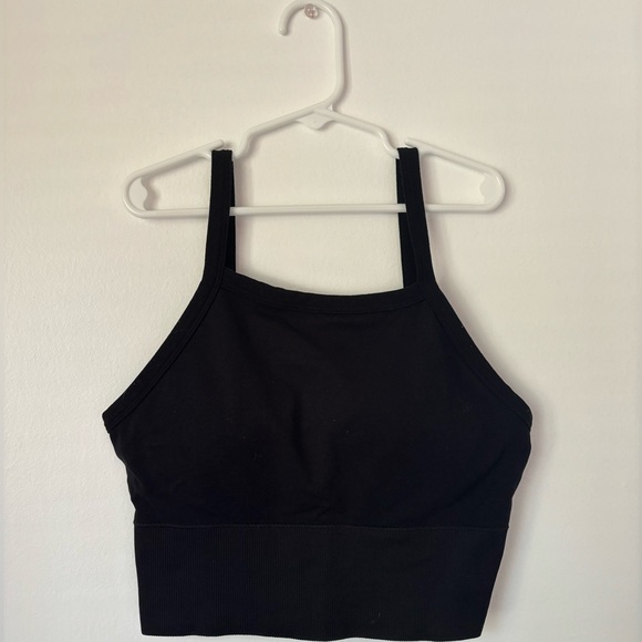 Cropped Tank Top 2 Pack (Pro-Fit Seamless) Worn few times, in great condition! - Picture 1 of 6